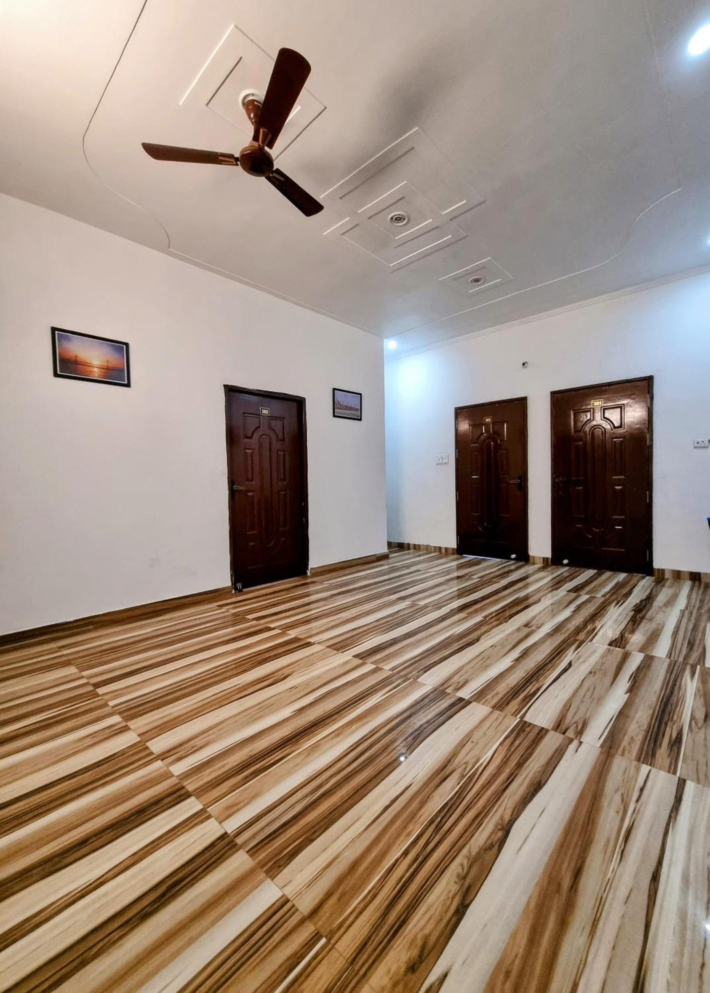 Hotel Sangam View Prayagraj Bagian luar foto