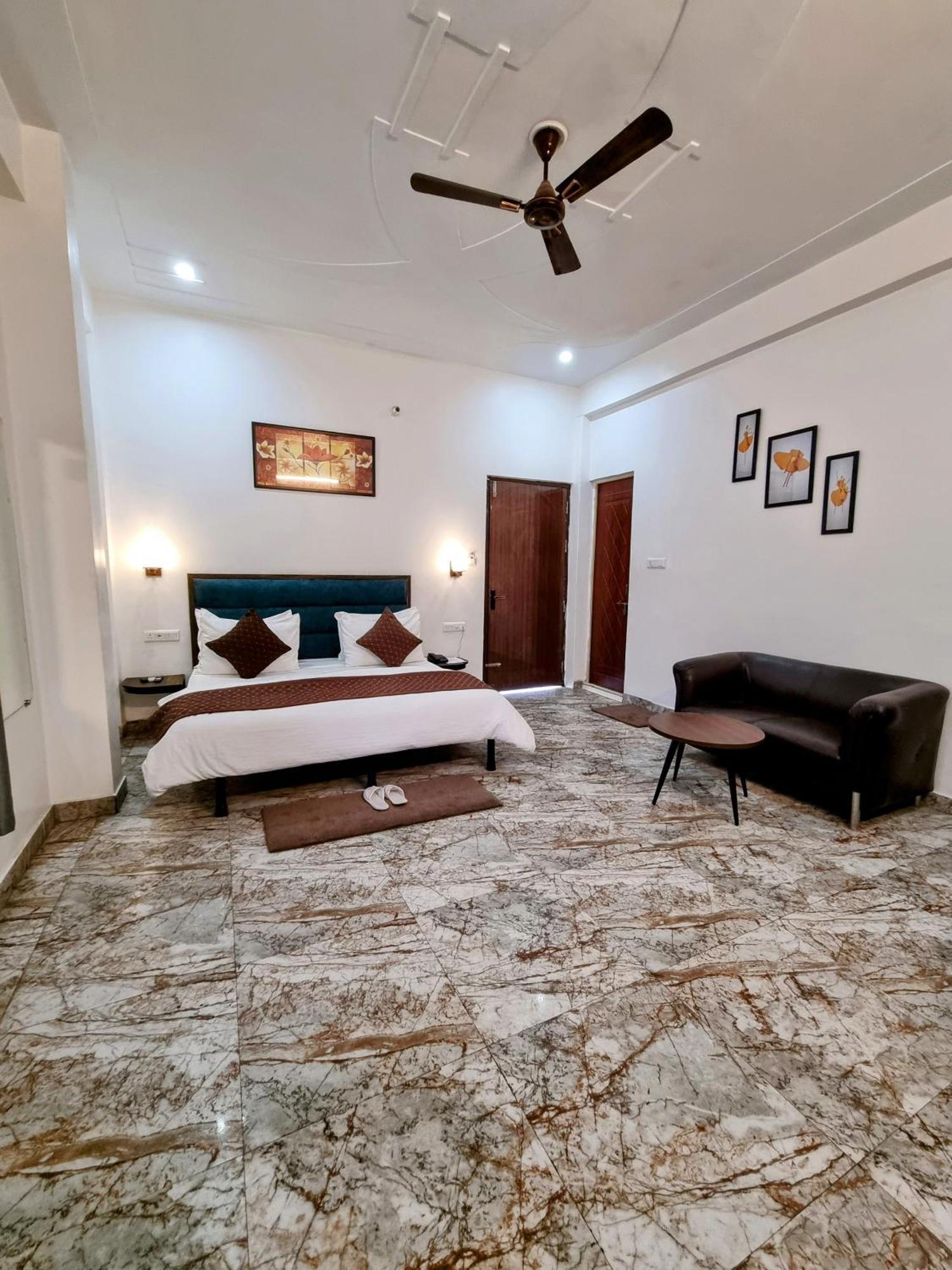 Hotel Sangam View Prayagraj Bagian luar foto