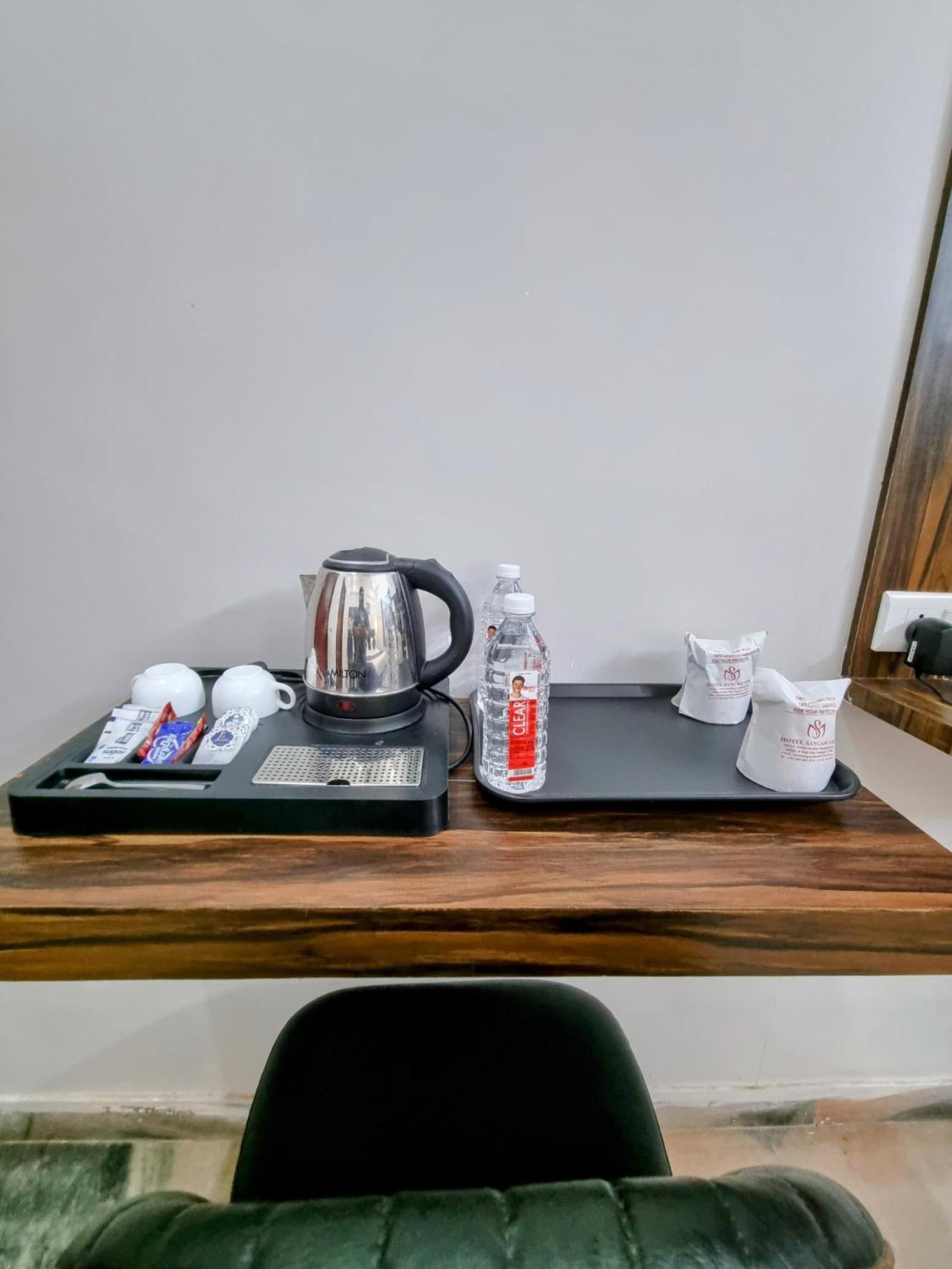 Hotel Sangam View Prayagraj Bagian luar foto