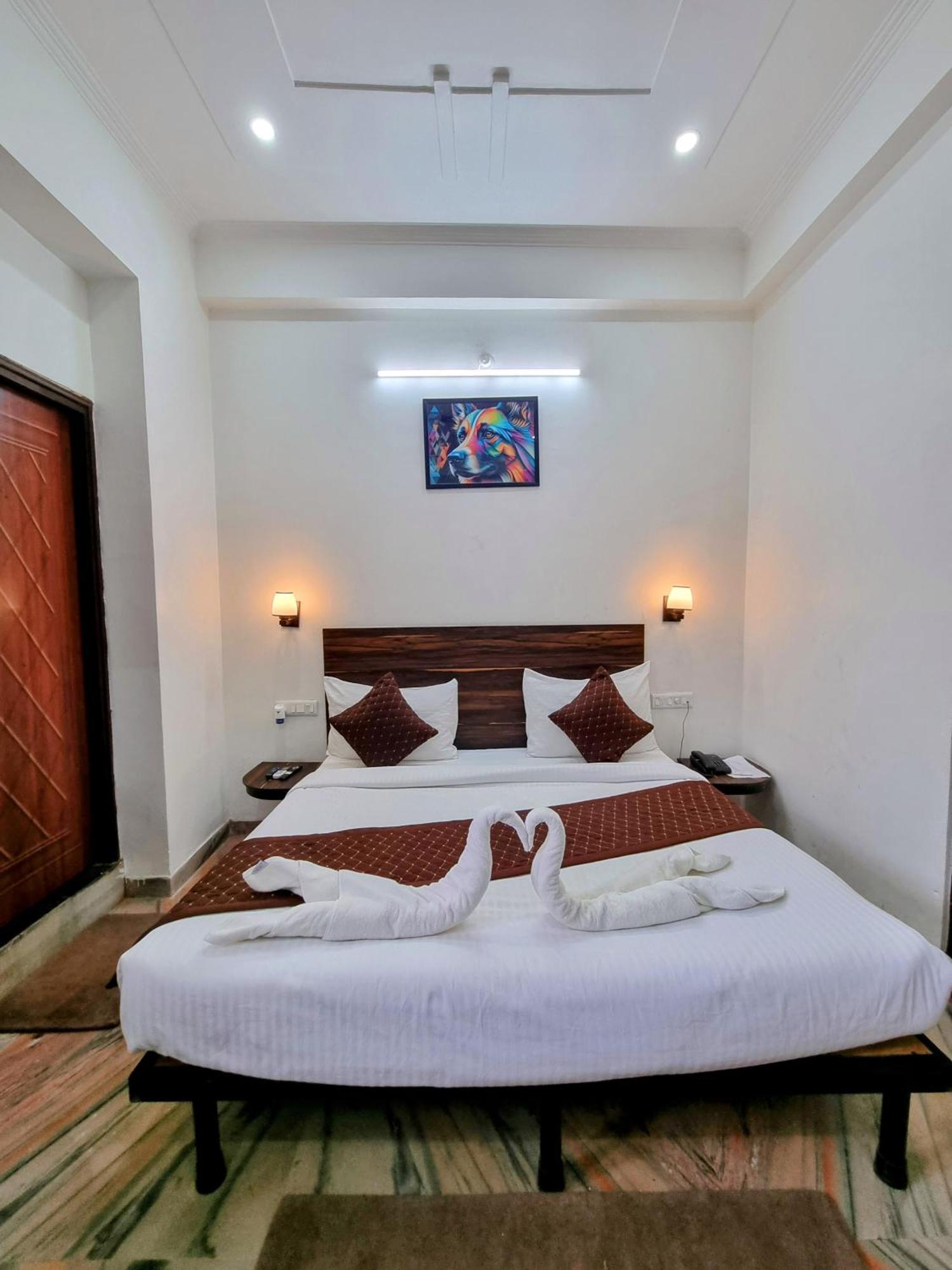 Hotel Sangam View Prayagraj Bagian luar foto