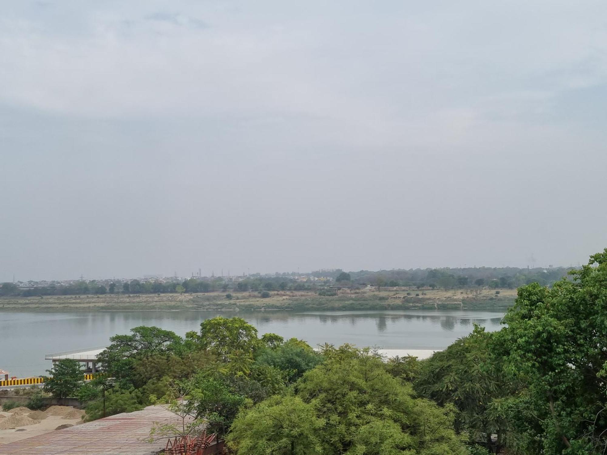 Hotel Sangam View Prayagraj Bagian luar foto