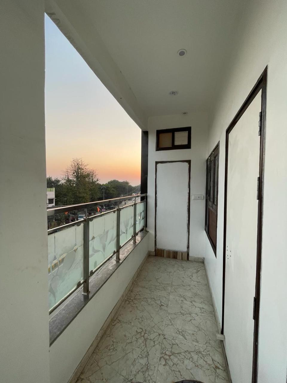 Hotel Sangam View Prayagraj Bagian luar foto