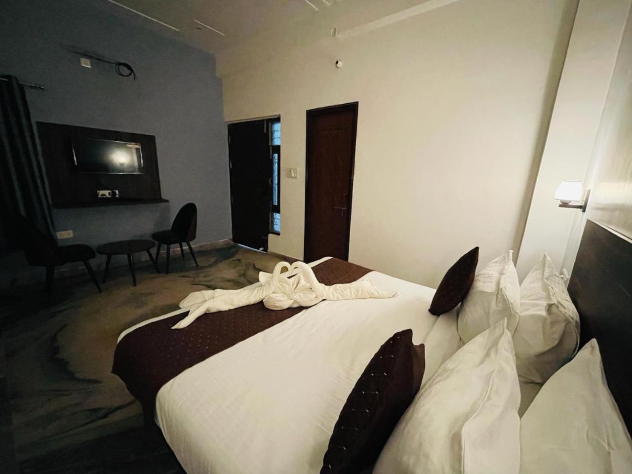 Hotel Sangam View Prayagraj Bagian luar foto
