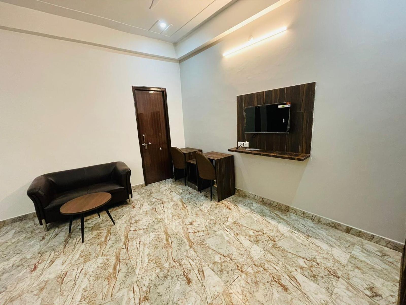 Hotel Sangam View Prayagraj Bagian luar foto